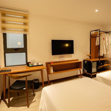 Majestic Premium Hotel Nha Trang Buitenkant foto