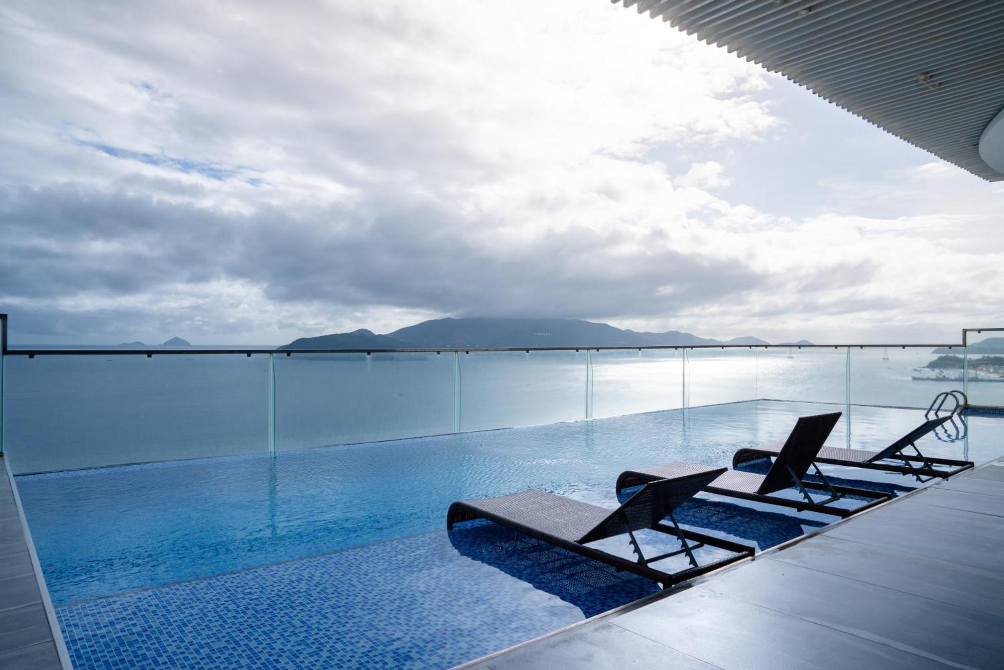 Majestic Premium Hotel Nha Trang Buitenkant foto