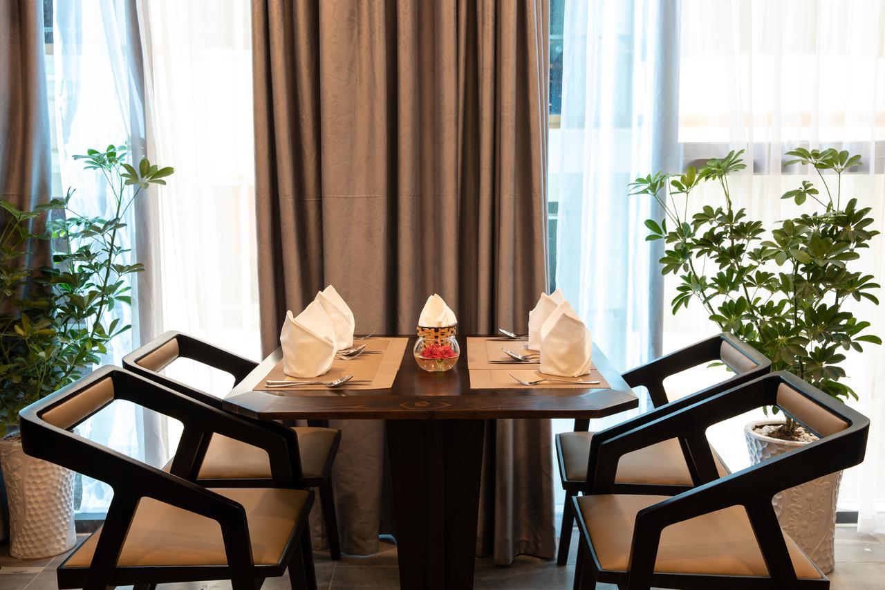 Majestic Premium Hotel Nha Trang Buitenkant foto