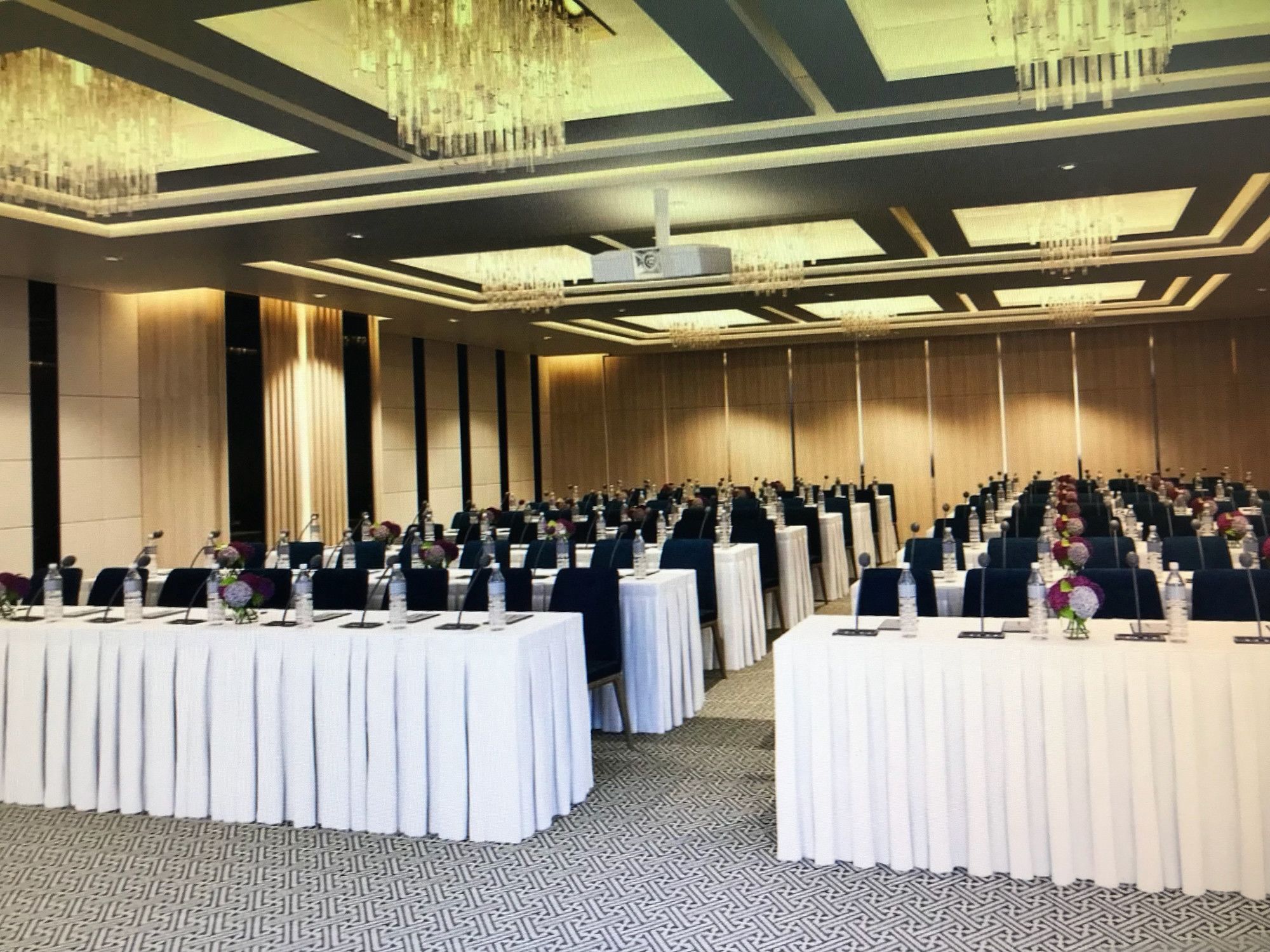 Majestic Premium Hotel Nha Trang Buitenkant foto